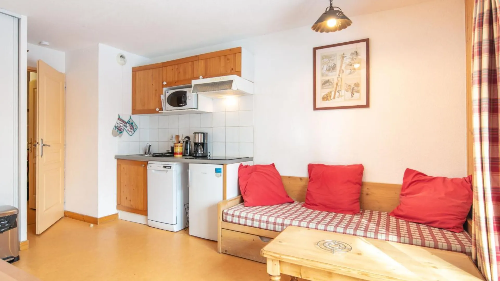 Apartment Les Biches By Interhome Saint-Sorlin-d'Arves 0*,